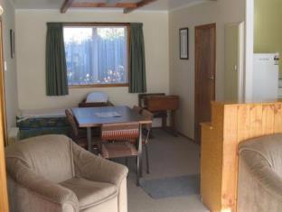 Tongariro River Motel Турангі Екстер'єр фото